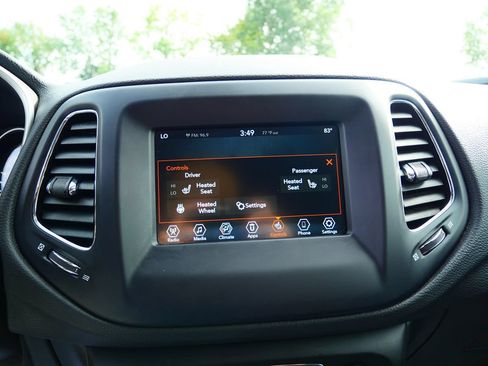 Used 2021 Jeep Compass Latitude w/ Convenience Group AWD/4WD image 16