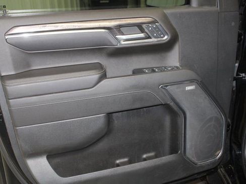 Used 2023 Chevrolet Silverado 1500 LTZ w/ Technology Package image 8