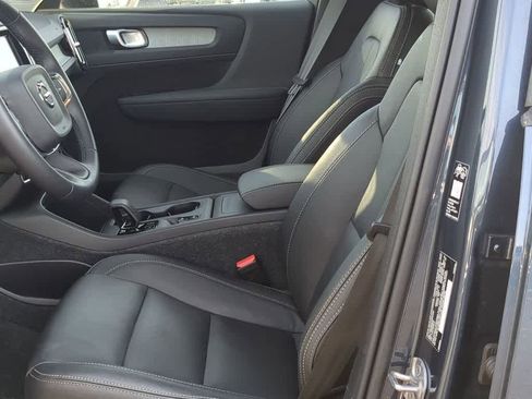 Used 2026 Volvo XC40 B5 Core w/ Protection Package Premier image 15