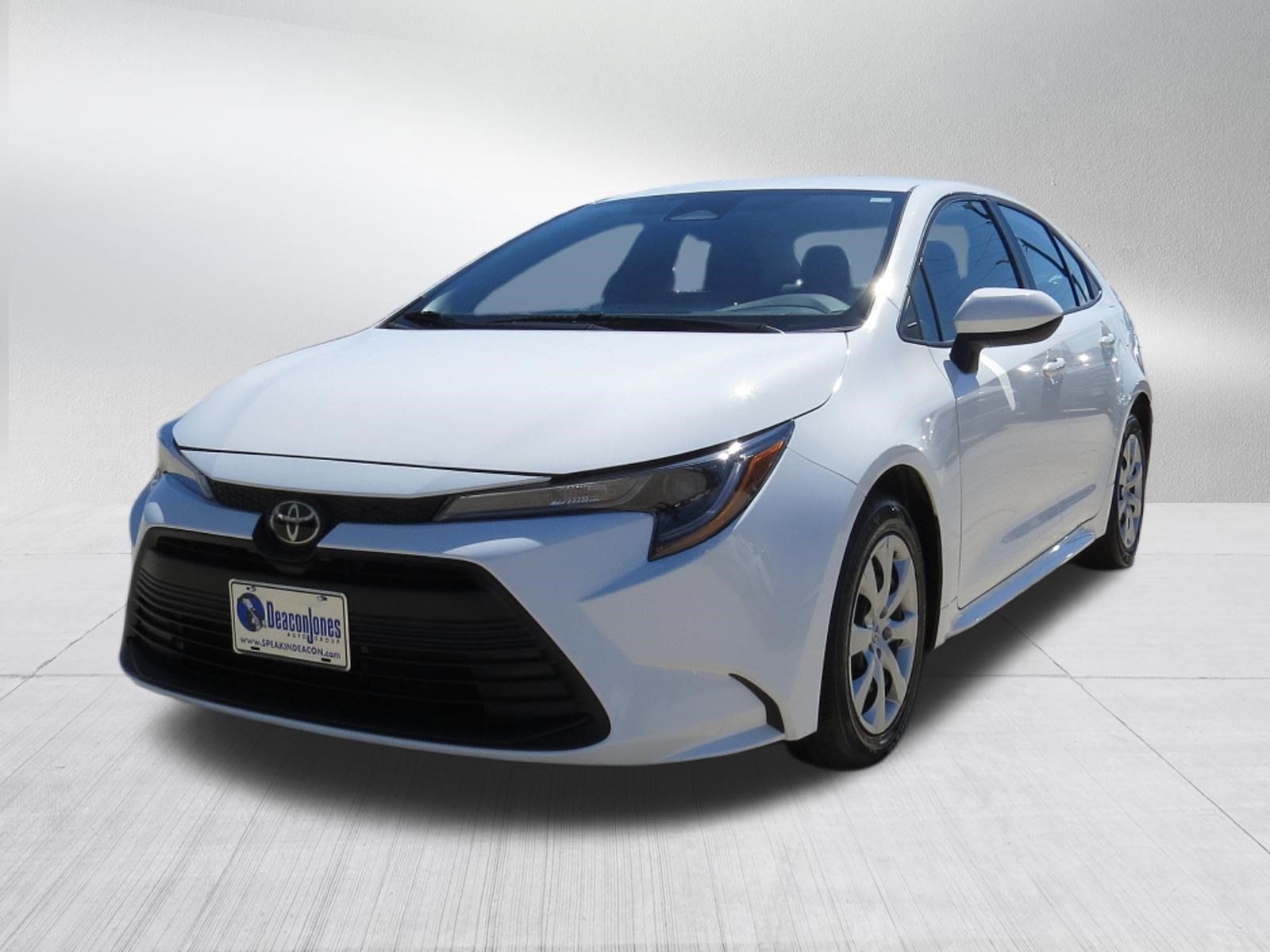 Used 2024 Toyota Corolla LE FWD image 7