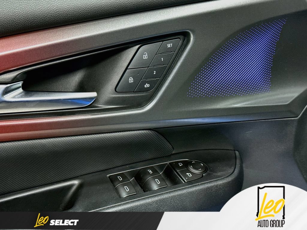 Used 2026 Chevrolet Equinox EV RS w/ Convenience Package II FWD image 20