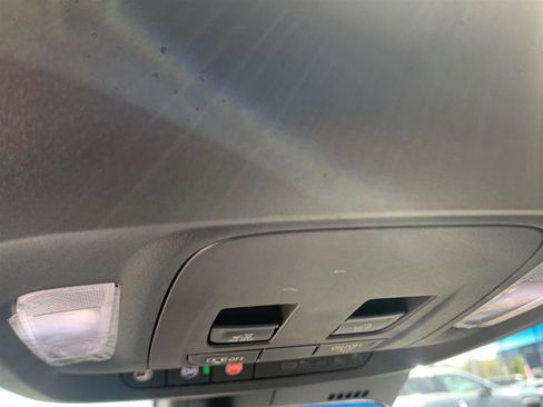 Used 2025 Cadillac CT4 Luxury image 20