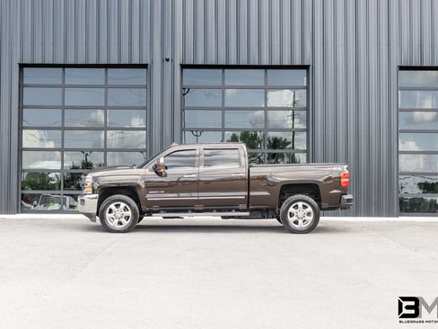 Used 2018 Chevrolet Silverado 2500 LTZ w/ Duramax Plus Package AWD/4WD image 1