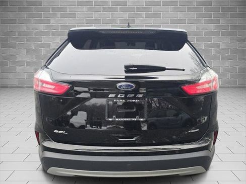 Certified 2022 Ford Edge SEL w/ Convenience Package image 5