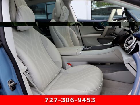 Used 2024 Mercedes-Benz EQS 580 4MATIC Sedan w/ Executive Rear Seat Package image 21