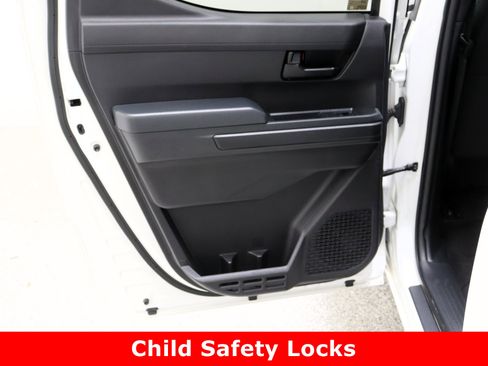 Certified 2024 Toyota Tacoma SR5 image 27