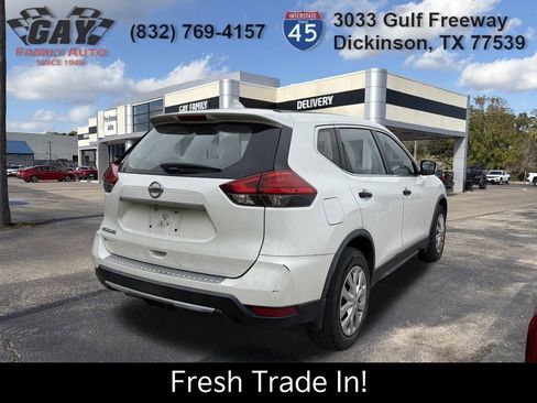 Used 2017 Nissan Rogue S image 9
