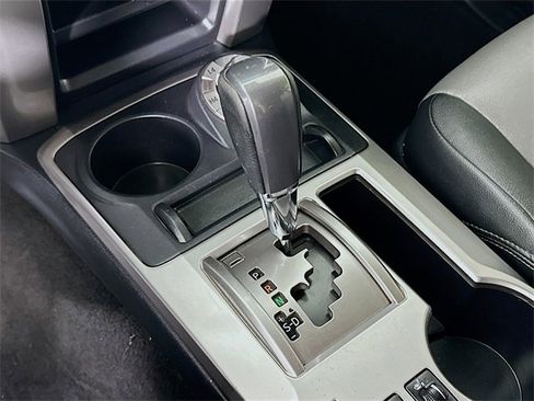 Used 2020 Toyota 4Runner SR5 Premium image 25