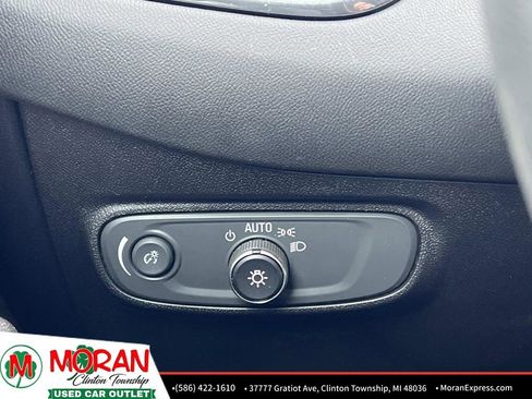 Used 2019 Chevrolet Equinox LS w/ LS Convenience Package image 25