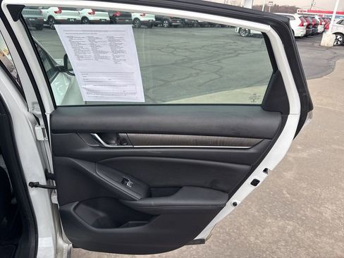 Used 2020 Honda Accord EX-L image 34