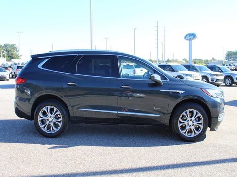 Used 2021 Buick Enclave Avenir w/ Avenir Technology Package image 9