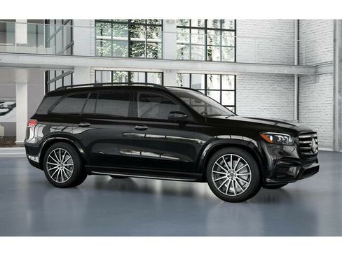 New 2026 Mercedes-Benz GLS 580 4MATIC image 14