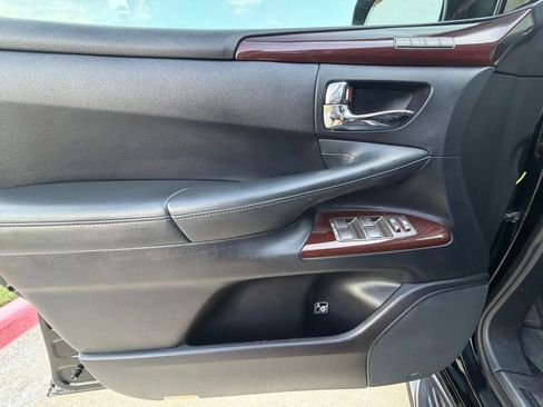 Used 2015 Lexus LX 570 4WD image 13