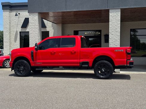 Used 2024 Ford F250 Lariat w/ Lariat Ultimate Package AWD/4WD image 8