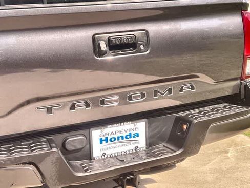 Used 2021 Toyota Tacoma SR w/ SR Convenience Package RWD image 8