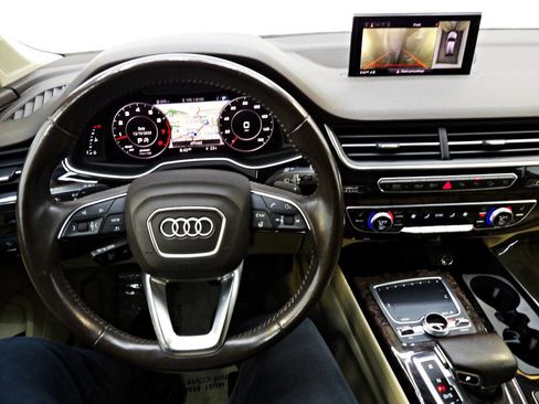 Used 2019 Audi Q7 3.0T Prestige image 18