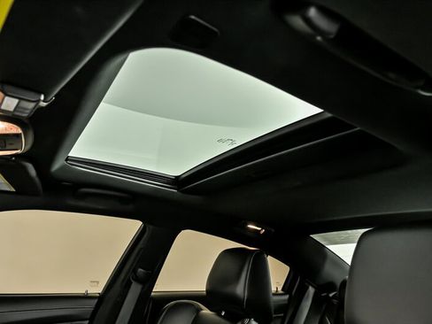 Used 2019 Dodge Charger SRT Hellcat w/ Harman/Kardon Audio Group image 23