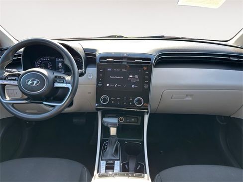 Used 2023 Hyundai Tucson SEL image 11