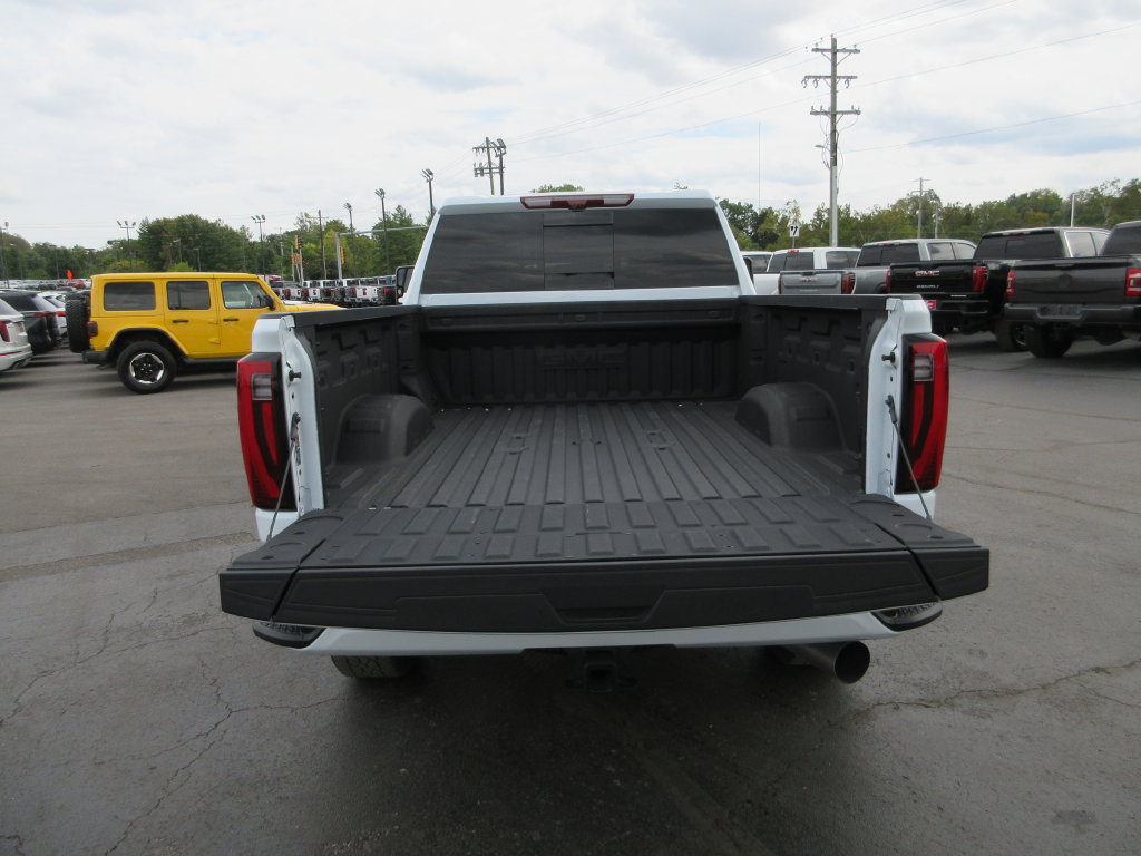 Certified 2026 GMC Sierra 2500 Denali Ultimate AWD/4WD image 7