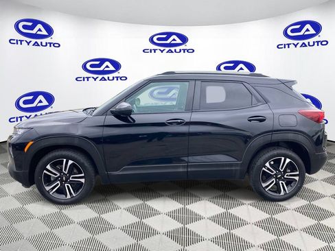 Used 2023 Chevrolet TrailBlazer LT w/ Convenience Package FWD image 6