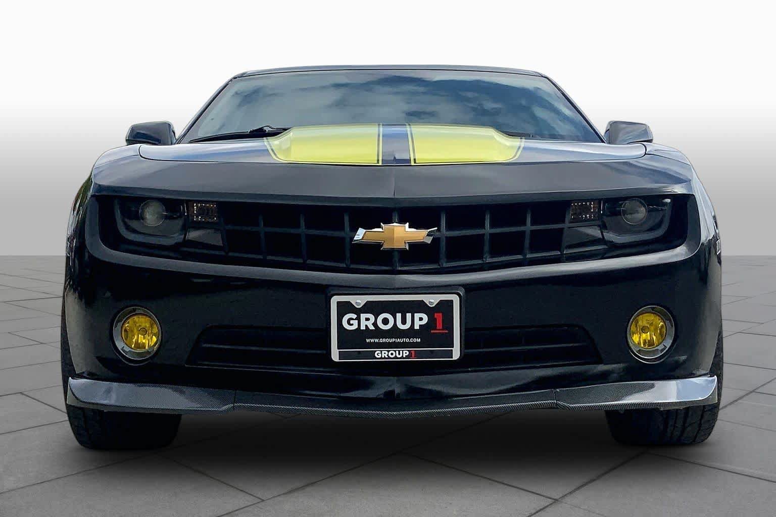 Used 2013 Chevrolet Camaro LS RWD image 3