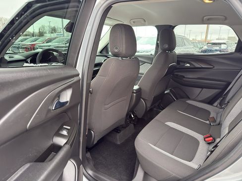 Used 2023 Chevrolet TrailBlazer LT w/ Convenience Package image 28