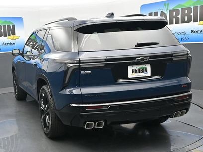New 2027 Chevrolet Traverse RS w/ LPO, Floor Liner Package