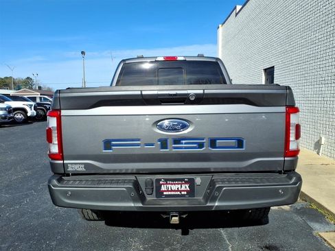 Used 2023 Ford F150 Lariat w/ Max Trailer Tow Package image 4
