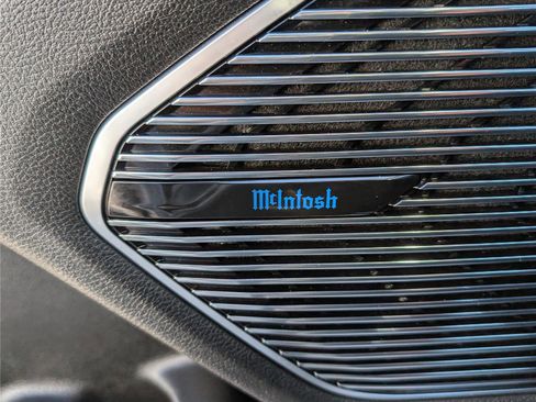 Used 2023 Jeep Grand Cherokee Overland w/ Advanced Protech Group III image 21