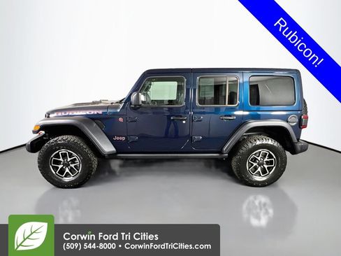 Used 2025 Jeep Wrangler Unlimited Rubicon w/ Convenience Group AWD/4WD image 6
