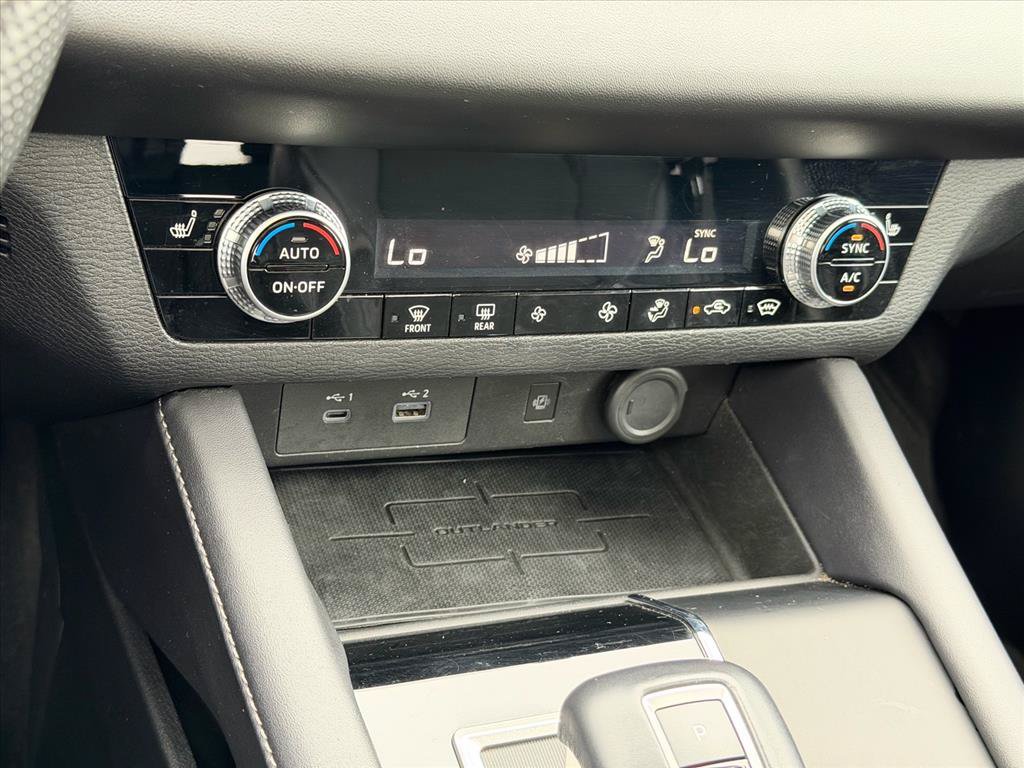 Used 2024 Mitsubishi Outlander SE AWD/4WD image 20
