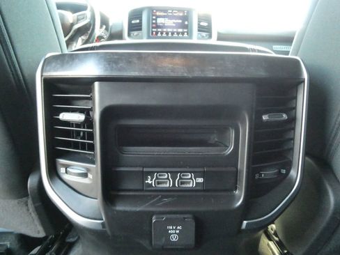 Used 2020 RAM 1500 Big Horn image 19