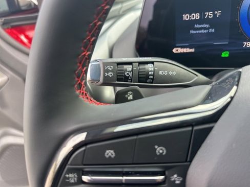 New 2026 Chevrolet Equinox EV RS image 17