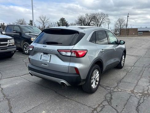Used 2022 Ford Escape SE AWD/4WD image 5
