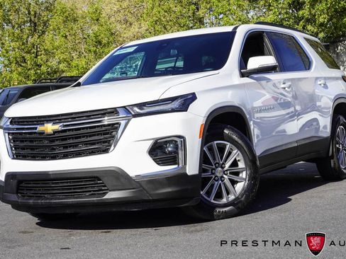 Used 2023 Chevrolet Traverse LT image 9