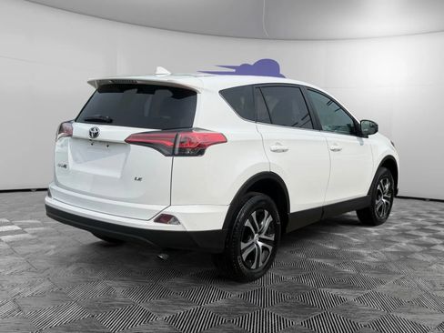 Used 2018 Toyota RAV4 LE w/ All Weather Liner Package FWD image 5