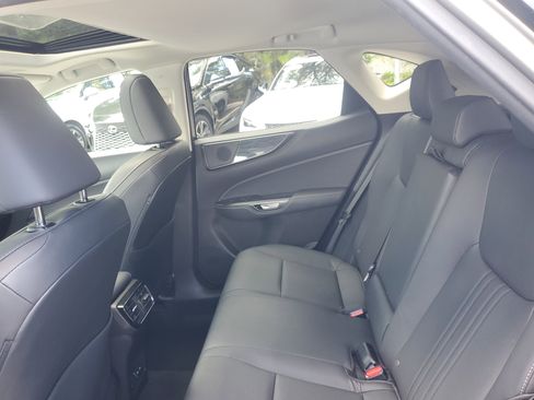Certified 2025 Lexus NX 250 FWD w/ Towing Package (2000 Lbs) image 11