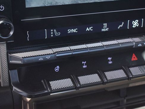 New 2024 GMC Hummer EV 2X w/ Extreme Off-Road Package image 26