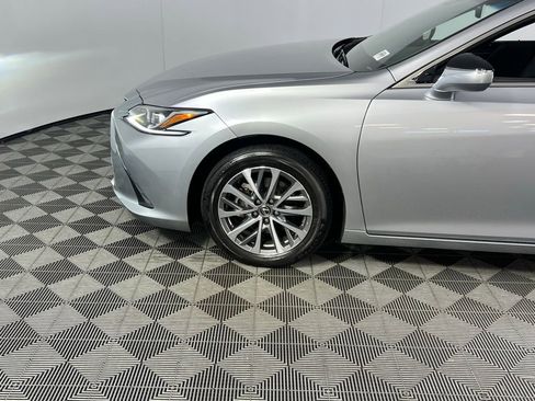 Used 2025 Lexus ES 350 image 12
