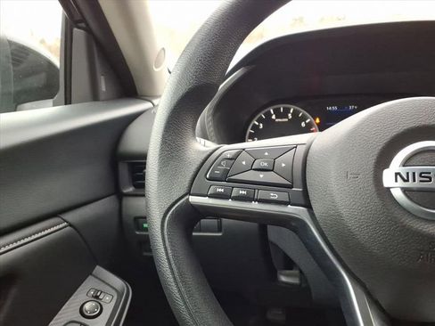 Used 2023 Nissan Sentra S image 27