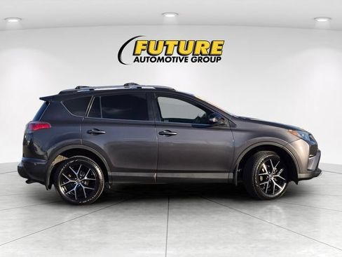 Used 2016 Toyota RAV4 SE AWD/4WD image 4