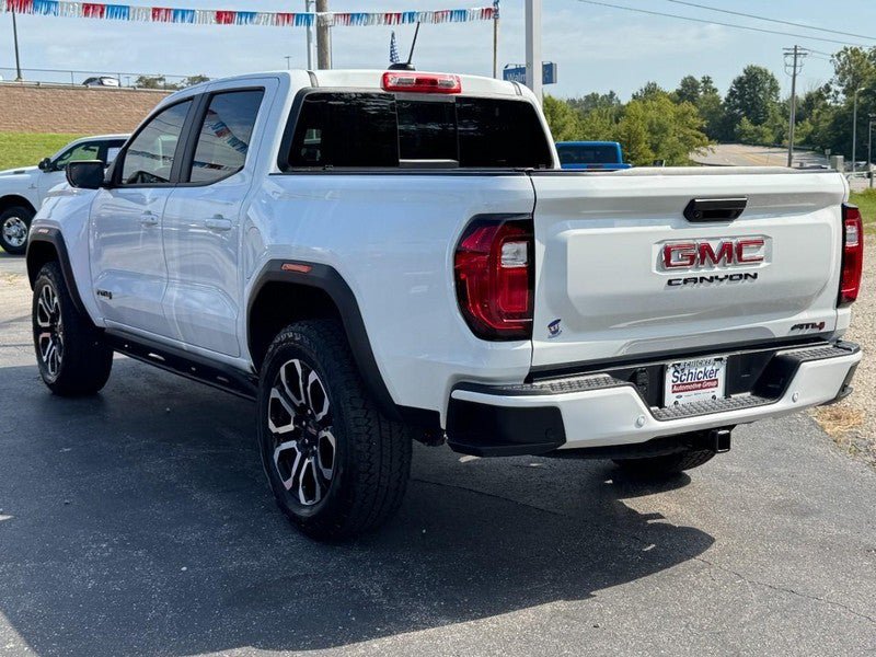Used 2025 GMC Canyon AT4 w/ Nightfall Edition AWD/4WD image 6
