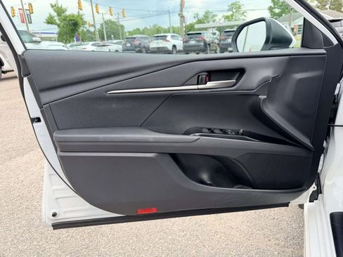 Certified 2025 Toyota Camry SE w/ Convenience Package FWD image 18