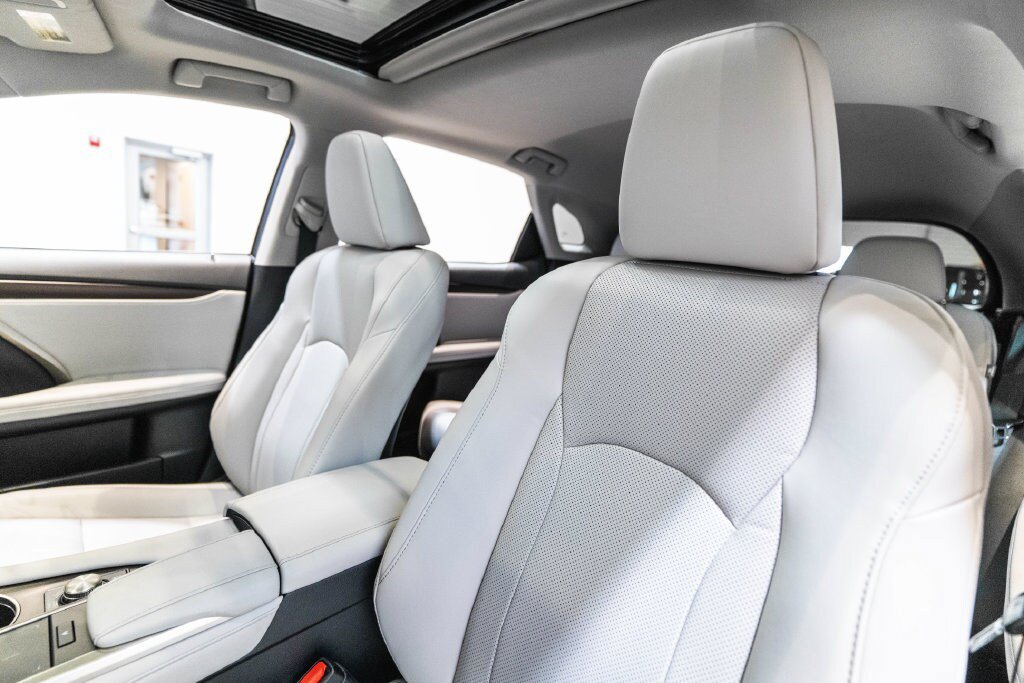 Used 2022 Lexus RX 350 FWD w/ Premium Package image 6