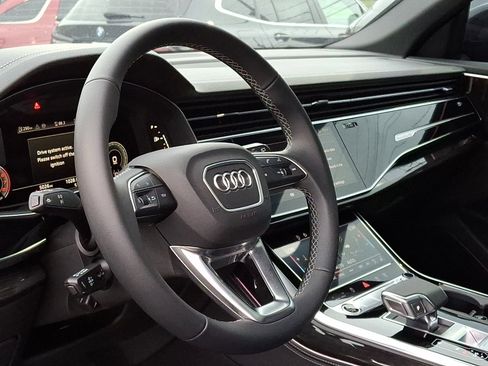 Used 2026 Audi Q8 Premium Plus w/ Premium Plus Package AWD/4WD image 17