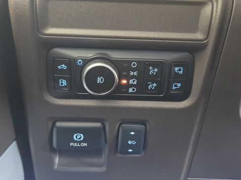 Certified 2025 Ford F150 King Ranch w/ FX4 Off-Road Package AWD/4WD image 17