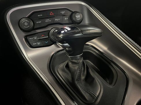 Used 2022 Dodge Challenger GT w/ Plus Package image 41