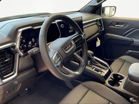 New 2026 GMC Canyon Elevation w/ Convenience Package RWD image 7