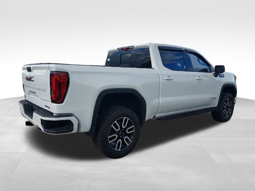 Used 2022 GMC Sierra 1500 AT4 w/ AT4 Premium Package AWD/4WD image 5