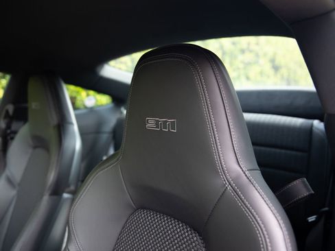 Certified 2024 Porsche 911 Carrera T RWD image 22